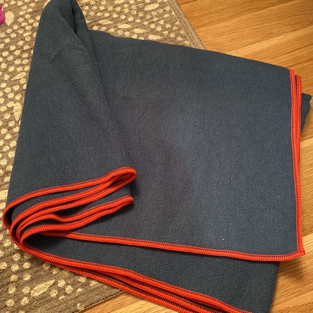 Maji Sports Yoga Towel NWOT
